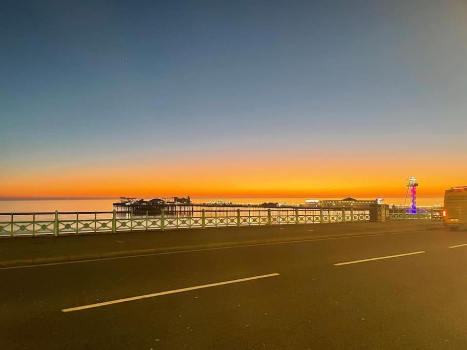 Penthouse Sea View Home Brighton ภายนอก รูปภาพ